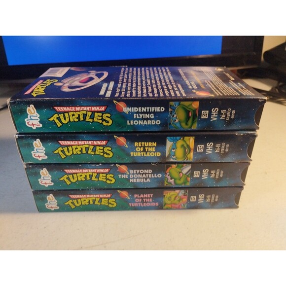 VTG 1993 Teenage Mutant Ninja Turtles TMNT "Out of This World!" VHS Set - RARE - Picture 5 of 7
